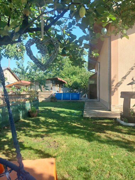 Ilfov, Comuna Dascalu, casa/vila cu 6 camere de vanzare.