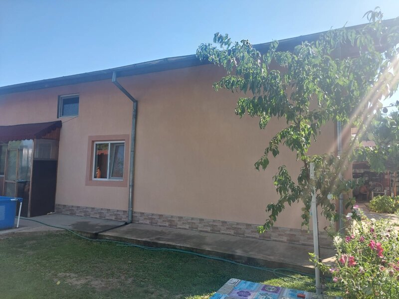 Ilfov, Comuna Dascalu, casa/vila cu 6 camere de vanzare.